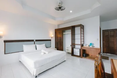 大型阳台双人间 — Kataonsea bungalows